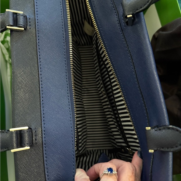 Blue and cream Kate Spade purse - Picture 4 of 5